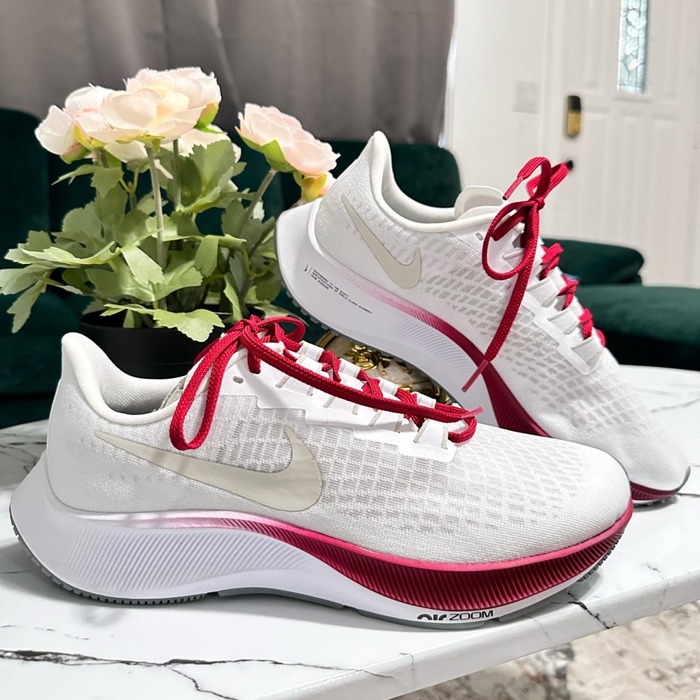 Nike woman , size 8.5 , color : white + red